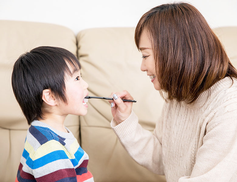 矢口渡（大田区・蒲田）の歯医者、のびのび歯科・矯正歯科のお家でできるトレーニング